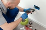 Comment choisir un électricien qualifié pour vos travaux à domicile ?